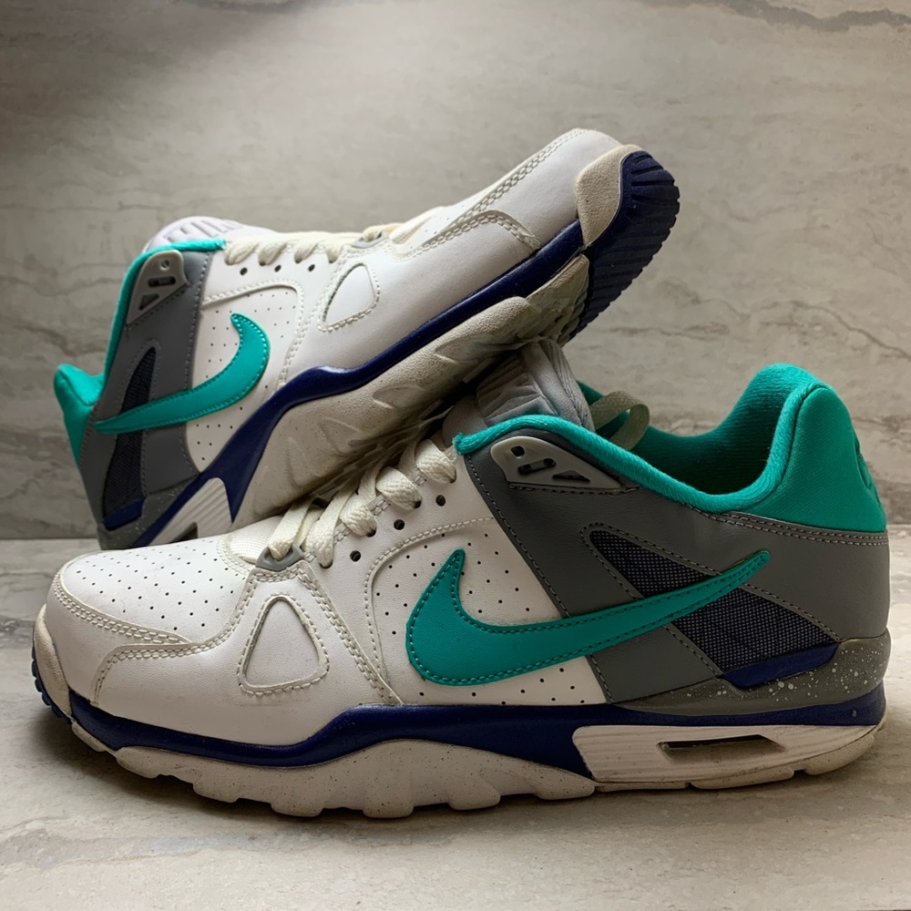 Nike air trainers teal grey Sz 8.5 WORN ONCE